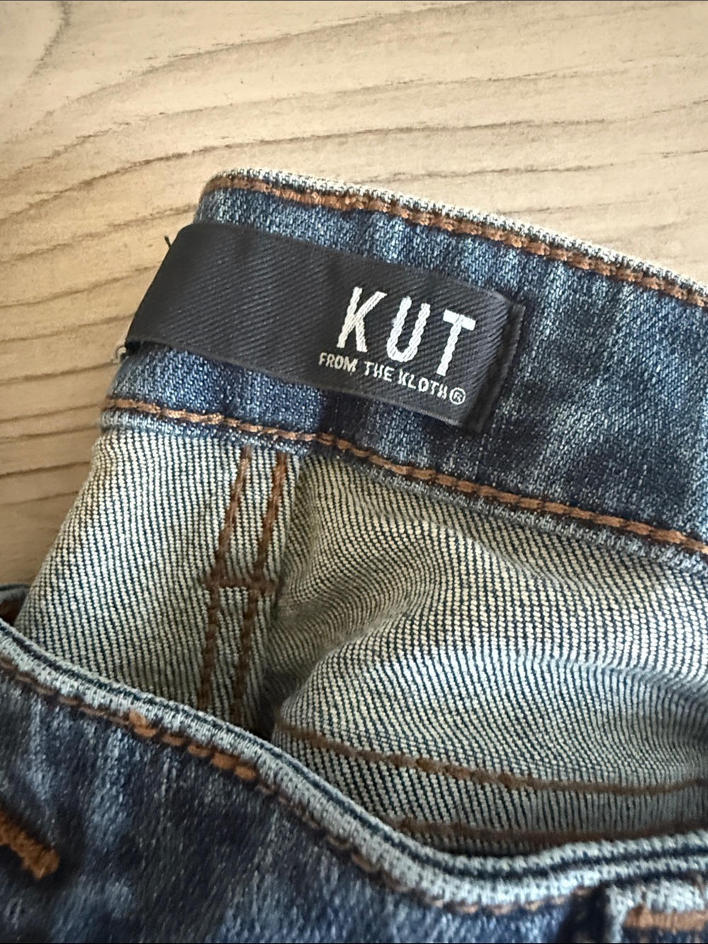 Kut from the Kloth Catherine Jeans - Picture 4 of 6